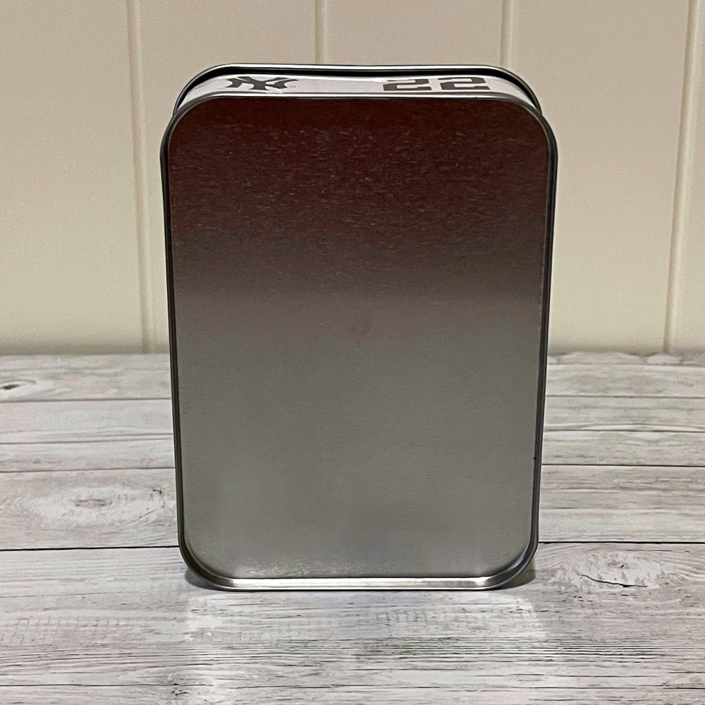 Juan Soto New York Yankees MLB Metal Storage Tin Collectible Box Number 22 - Picture 5 of 6